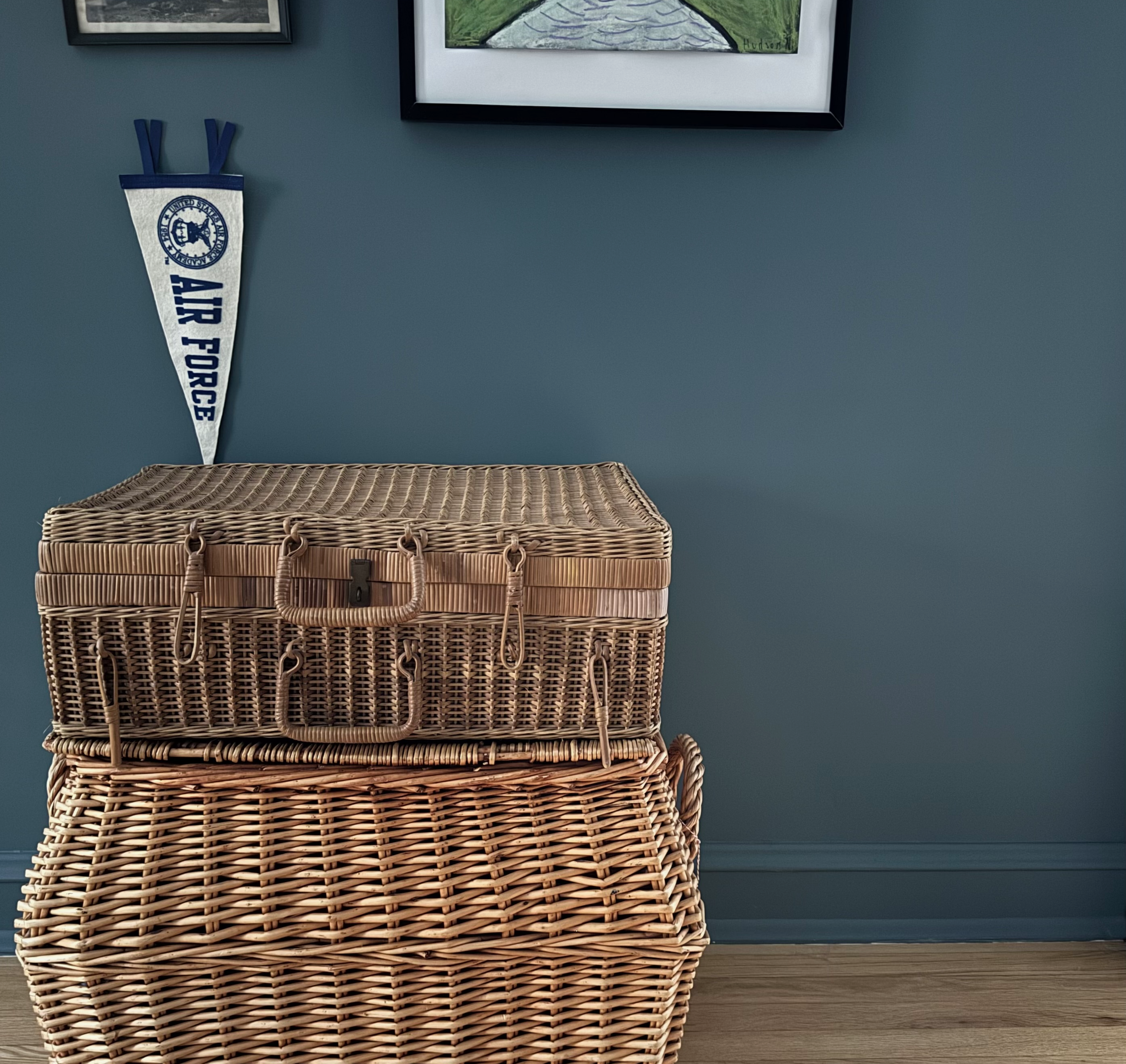 Stylish toy storage in baskets.